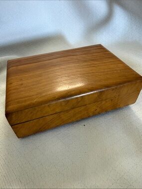Vintage Olive Wood Trinket Box Handcrafted